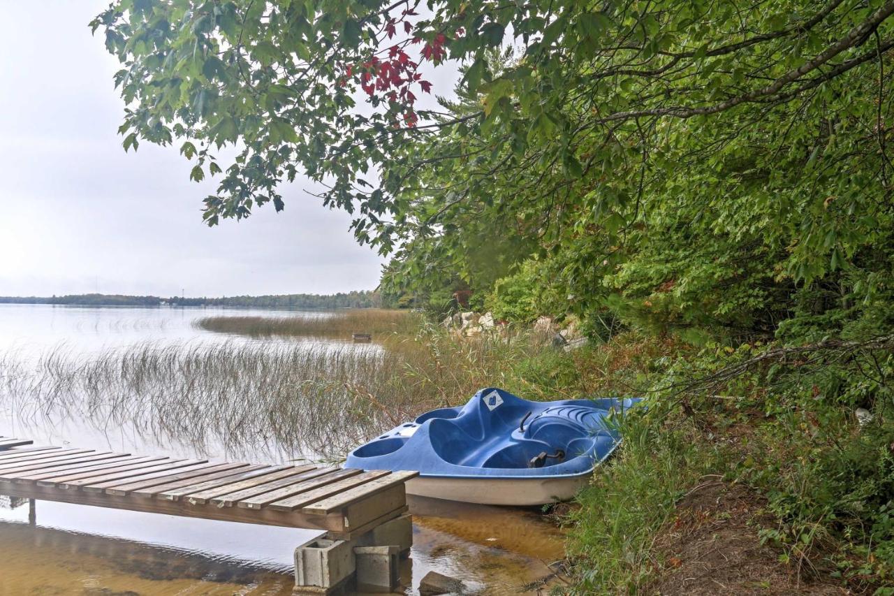 Gould City Lakefront Hideaway With Dock And Rowboat! Villa Esterno foto